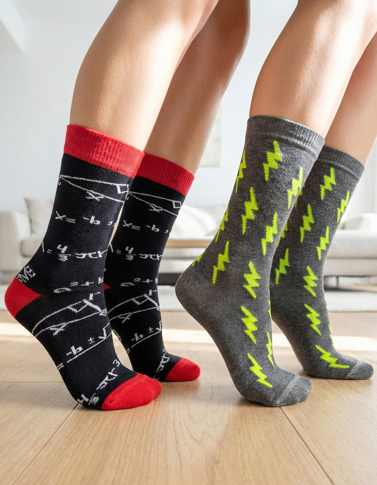 Kit 2 Meias Divertidas Estampadas Oddo Geek Matemática Raio