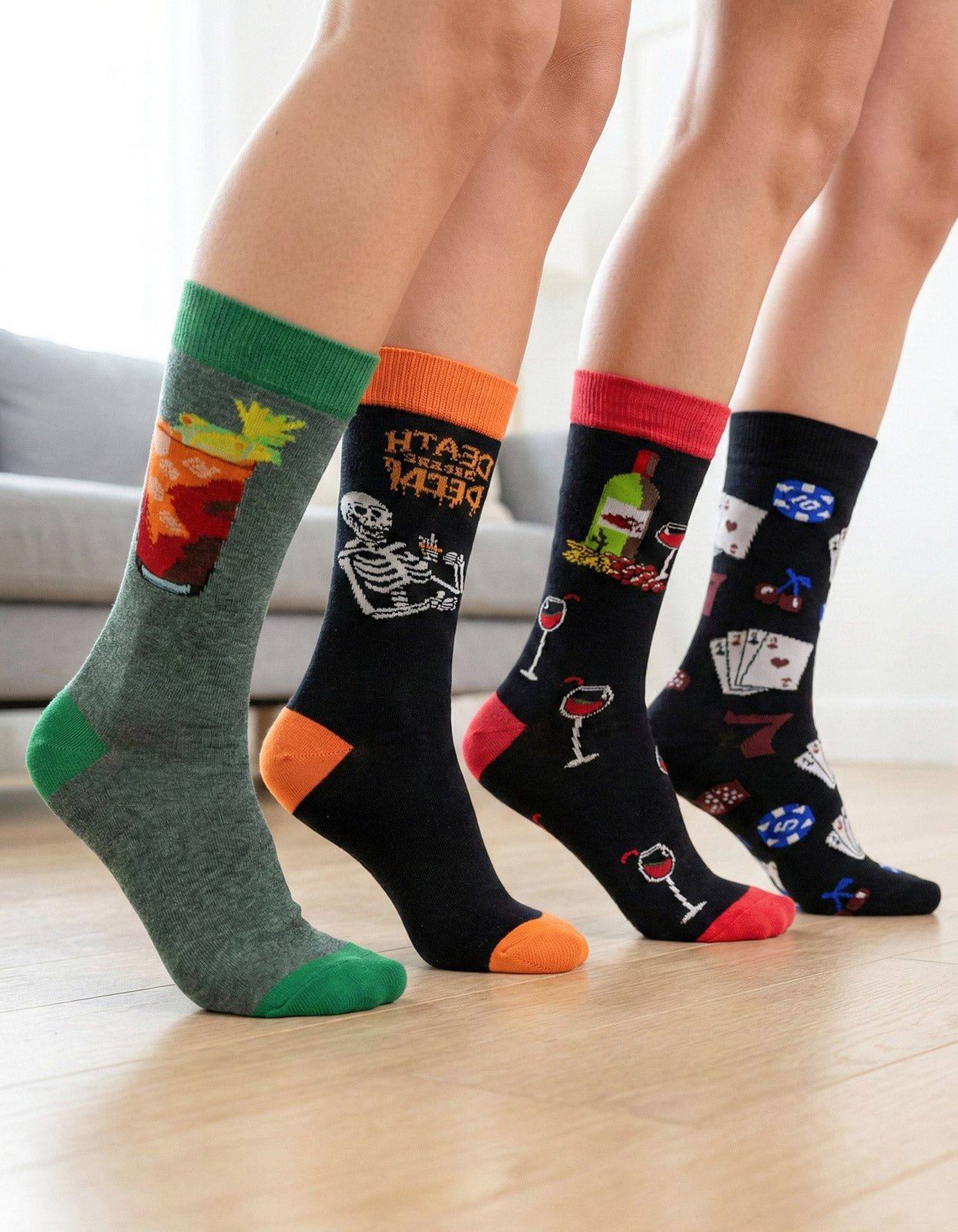 Kit 4 Meias Cano Alto Sextou! Drink Caveira Cafeína Vinho Poker