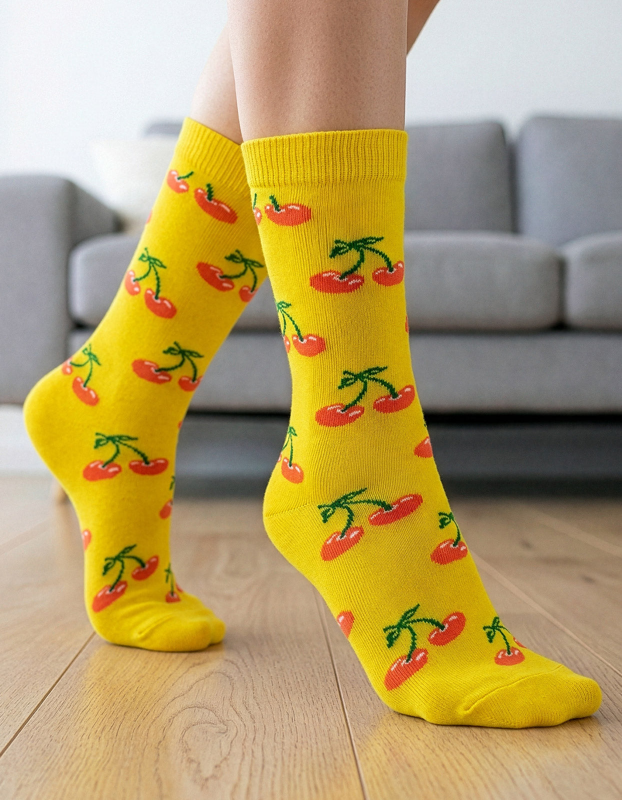 Meia Divertida Estampada Oddo Cano Longo Amarela Cereja