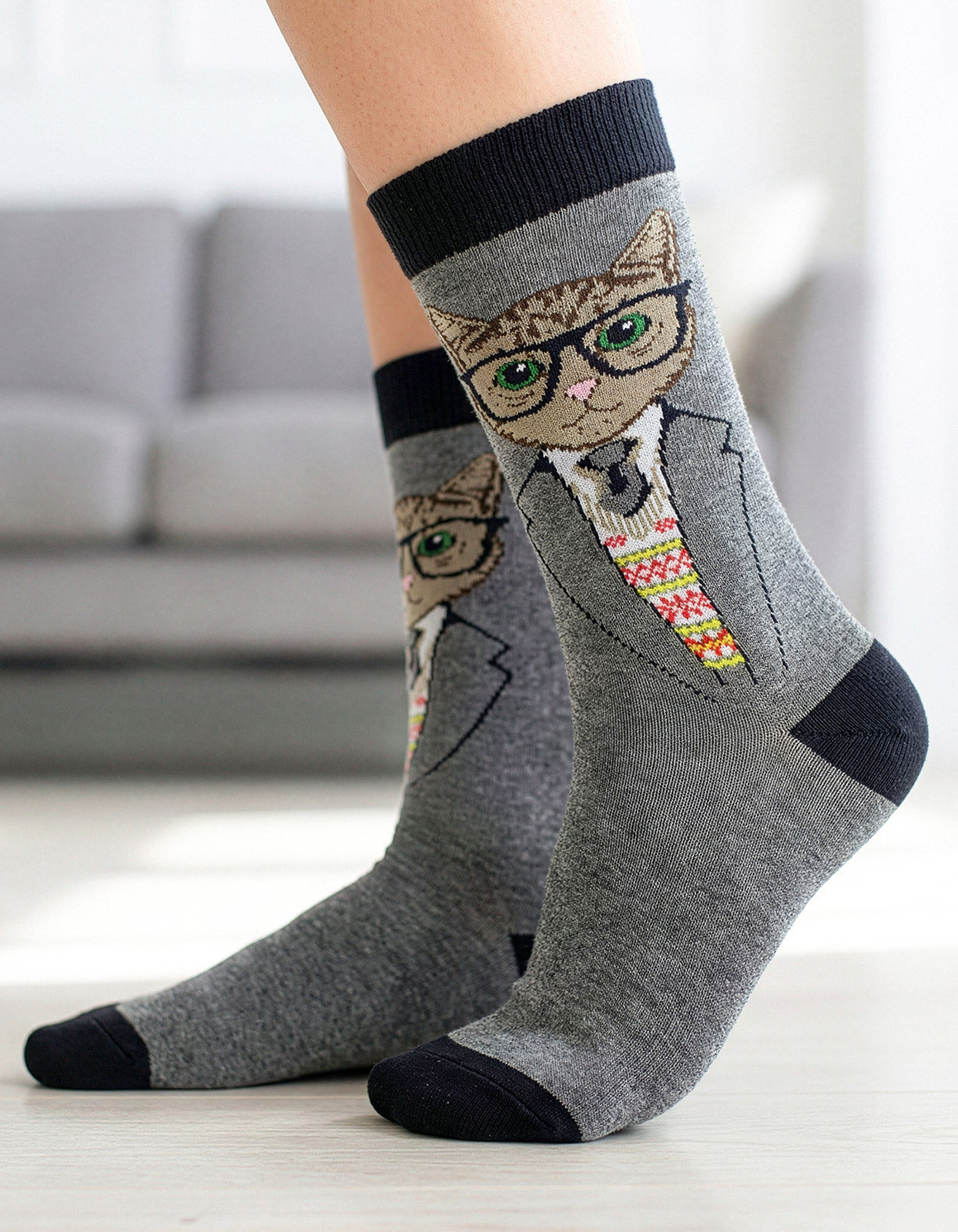 Meia Divertida Estampada Oddo Cano Longo Preta Cinza Gato Com Óculos