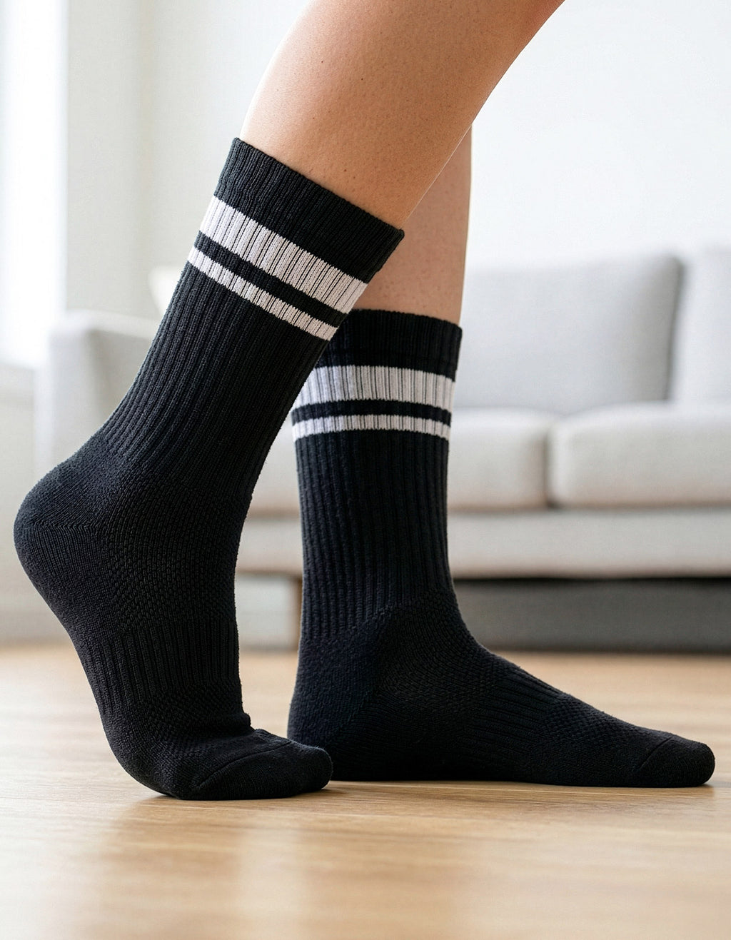 Meia Divertida Estampada Oddo Cano Longo Preta Uma Listra e Meia Branca