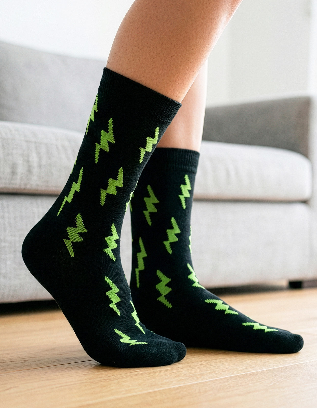 Meia Divertida Estampada Oddo Cano Longo Preta Raio Verde