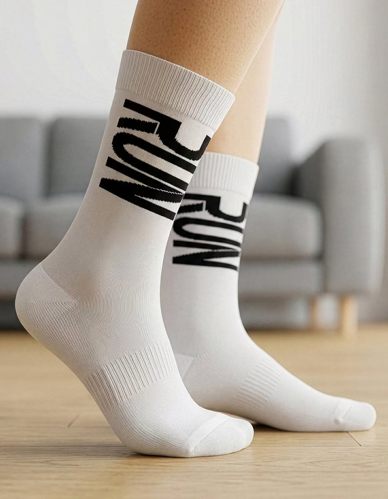 Meia Divertida Estampada Oddo Cano Longo Branca Run